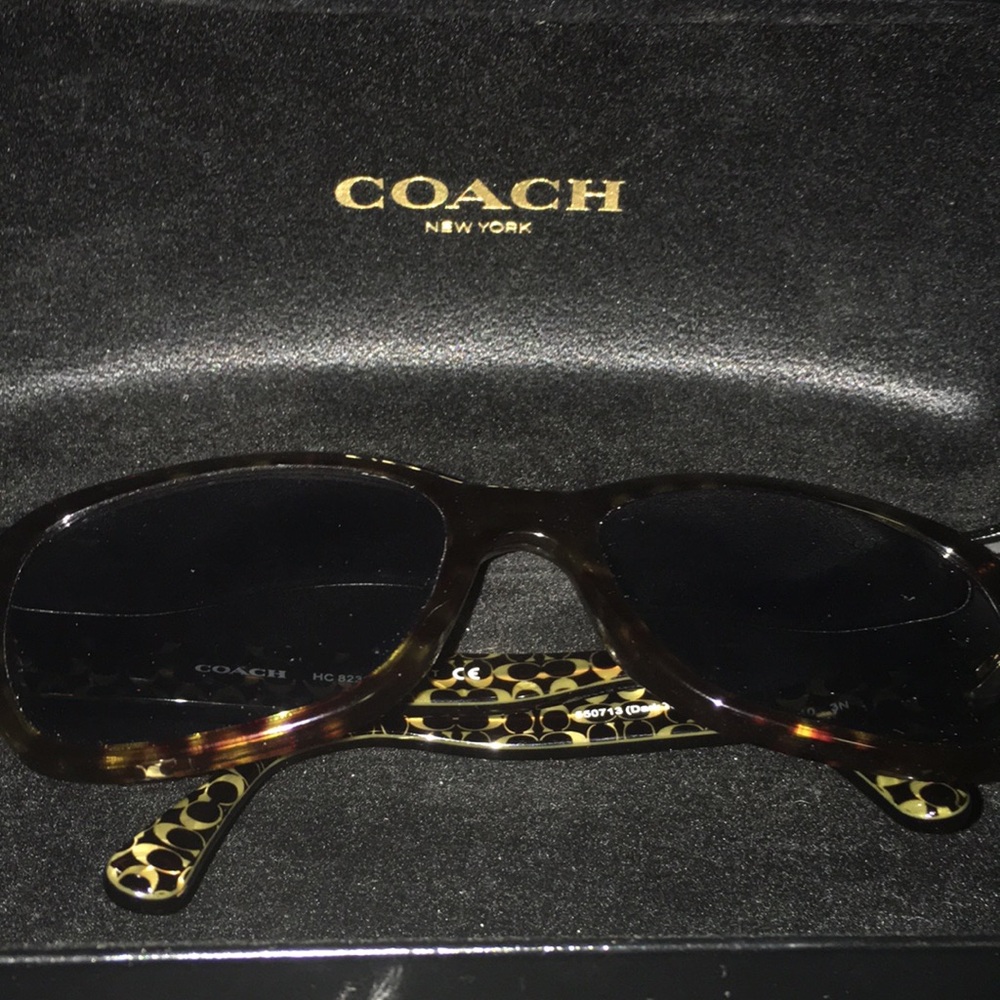 Coach sunglasses & black leather storage case